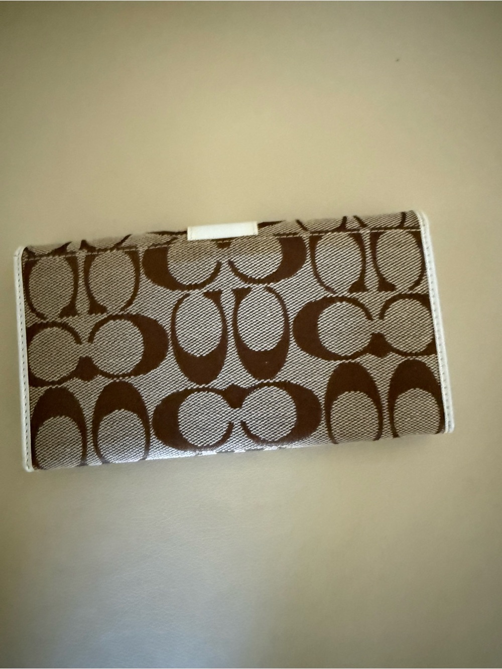 Coach Continental Wallet in Brown with White Trim - Picture 2 of 6